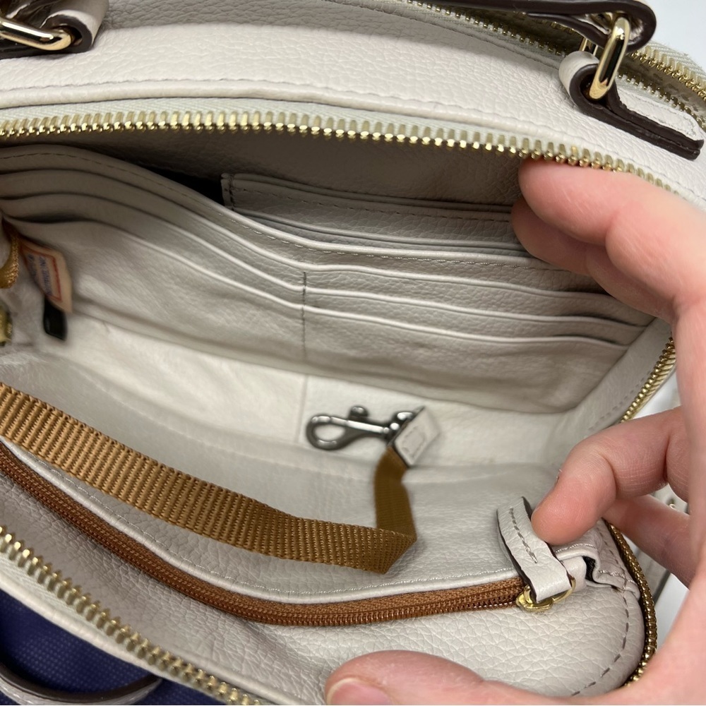 Dooney & Bourke NWOT Belvedere ambler crossbody bag - Picture 4 of 9